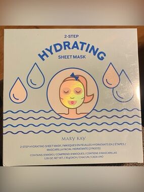 Mary Kay Hydrating 2-Step Sheet Mask in Blue and Peach Packaging